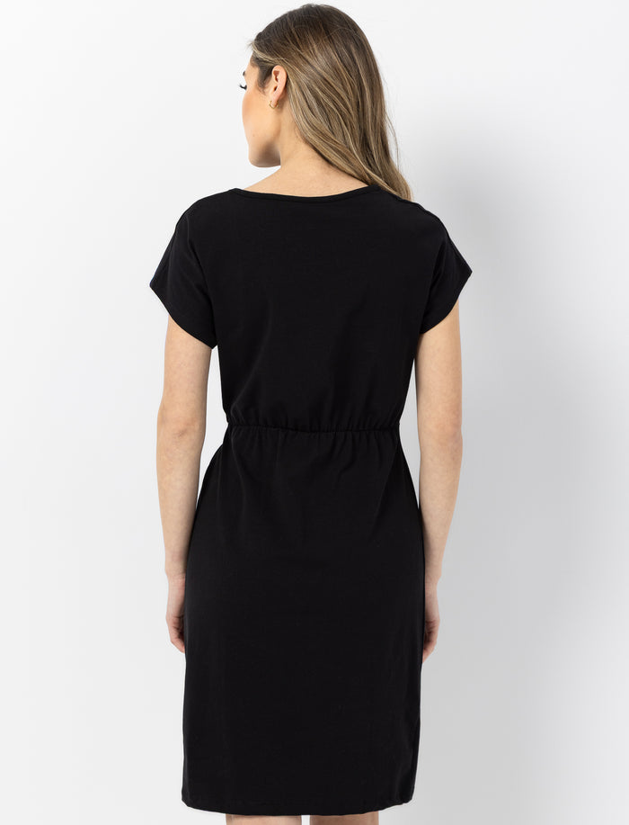 Robe à manches courtes