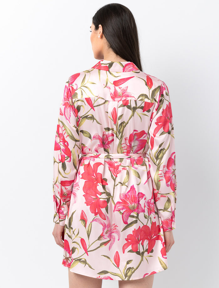 Robe chemise satinée à motifs