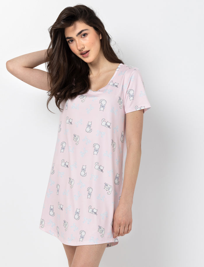 Robe de nuit à motif pour femme