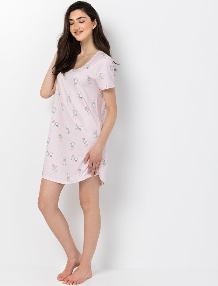 Robe de nuit à motif pour femme
