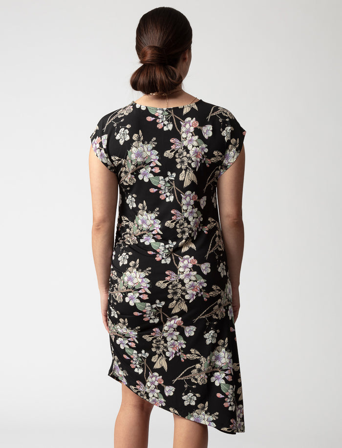 Robe froncée asymétrique