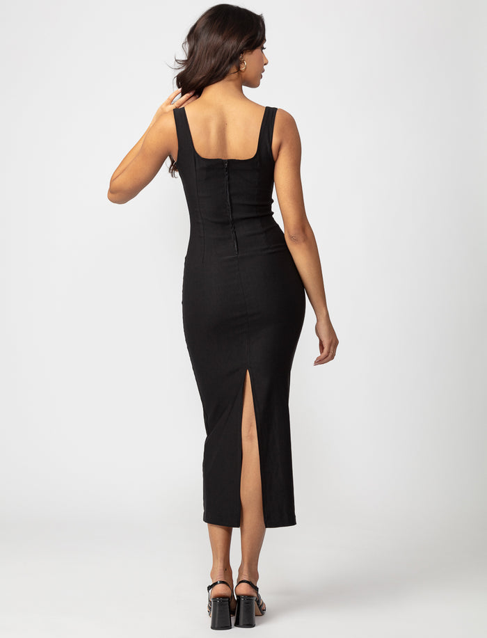 Robe longue ajustée