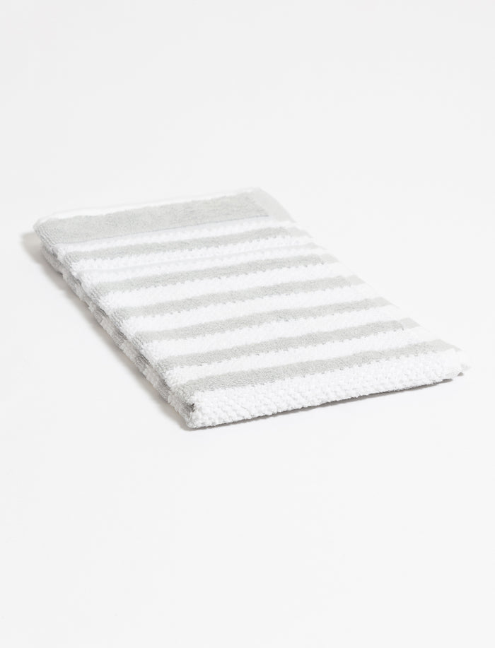 Serviette à main à rayures texturées