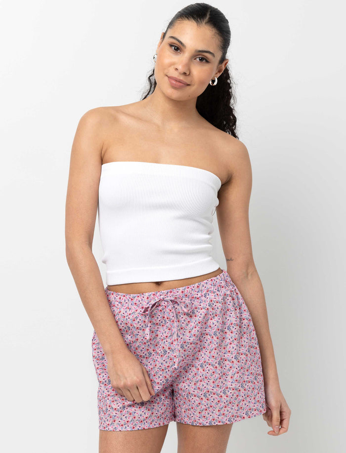 Short à taille élastique et motif fleuri