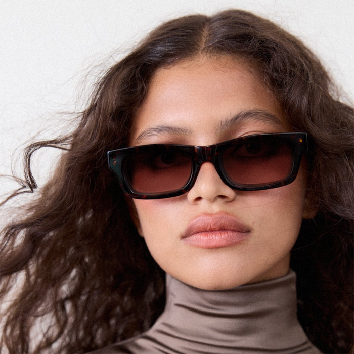 SLOANE GLASSES