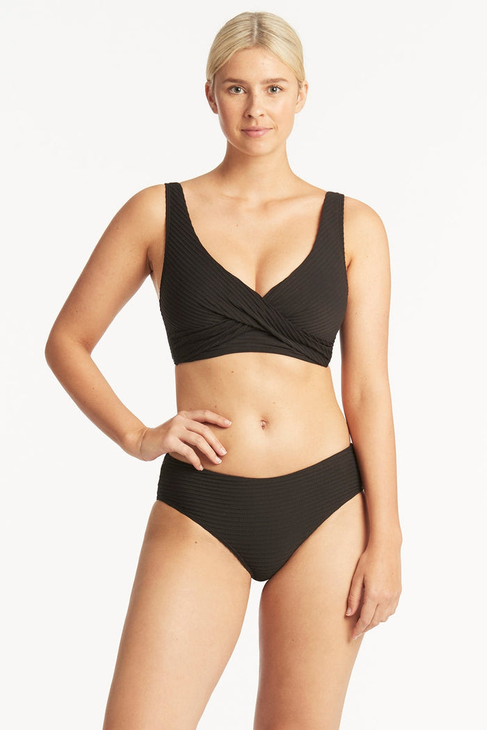Spinnaker Cross Front Multifit Bra - Spinnaker Black - Sea Level Australia