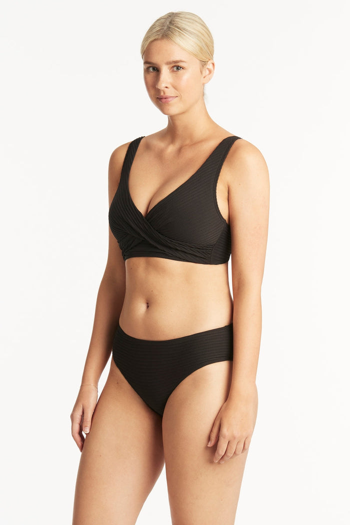 Spinnaker Cross Front Multifit Bra - Spinnaker Black - Sea Level Australia
