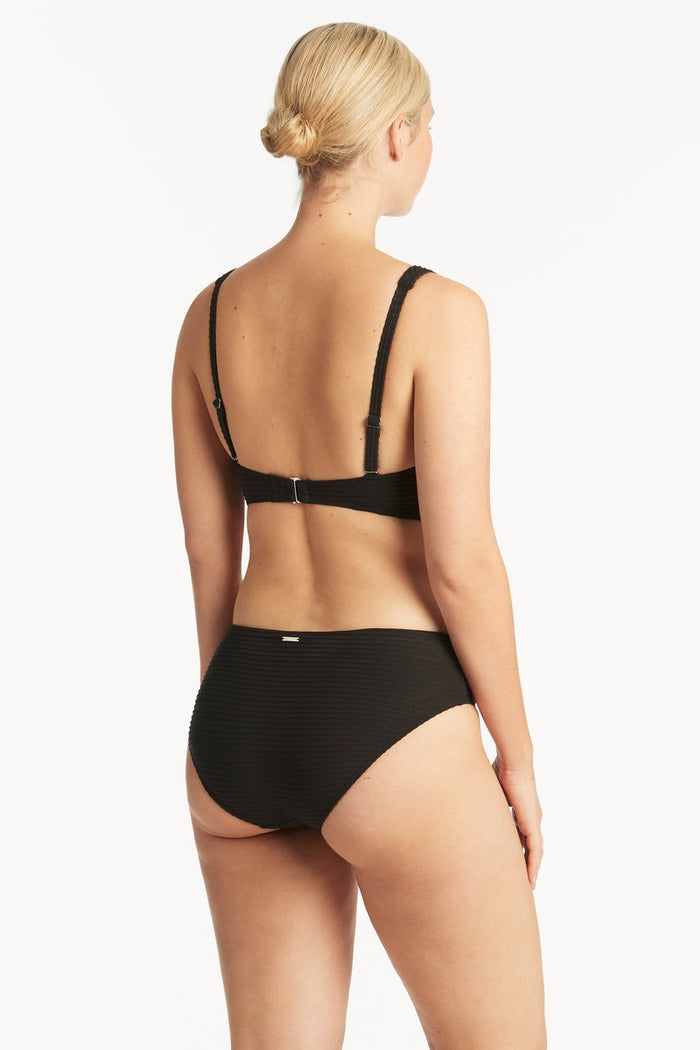 Spinnaker Cross Front Multifit Bra - Spinnaker Black - Sea Level Australia