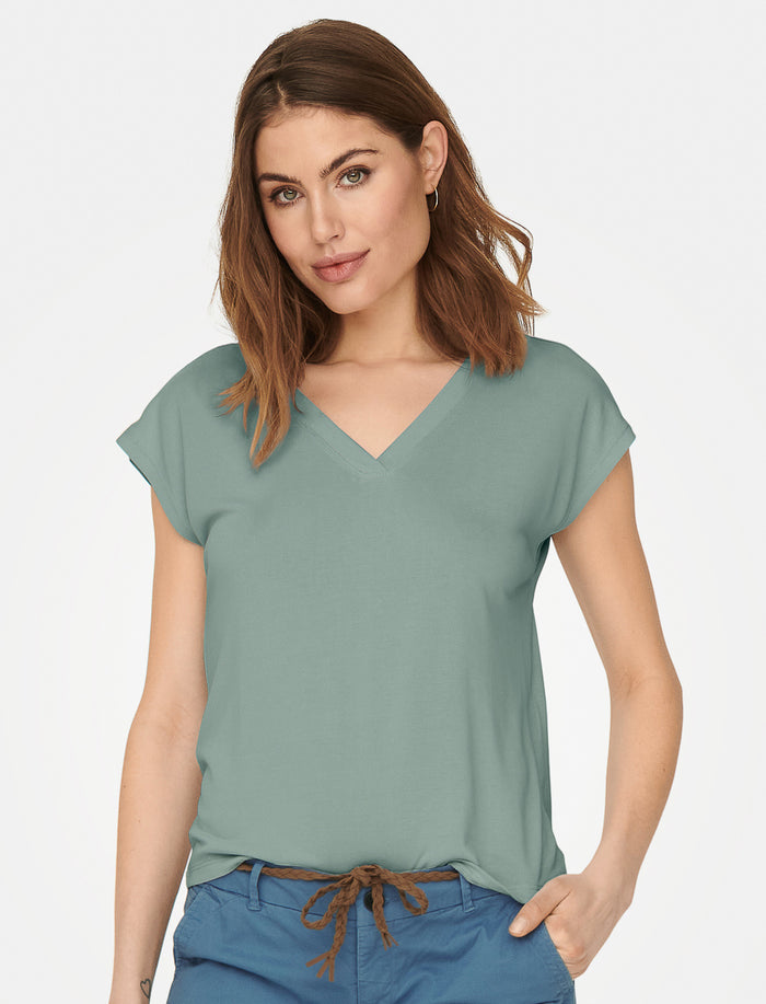 T-shirt à col en V