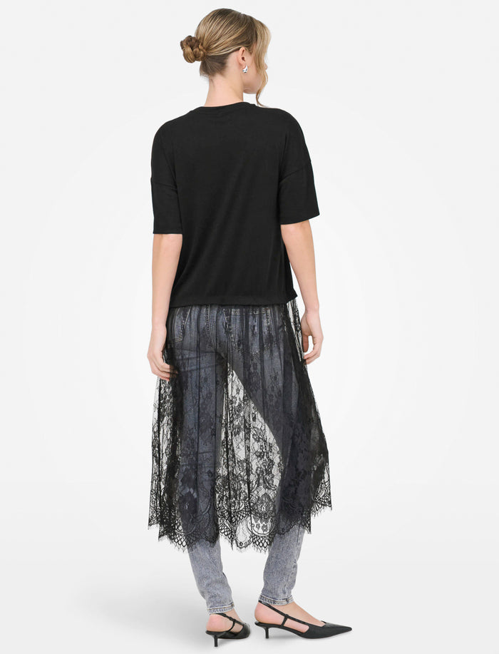 T-shirt à dentelle au bas pour femme