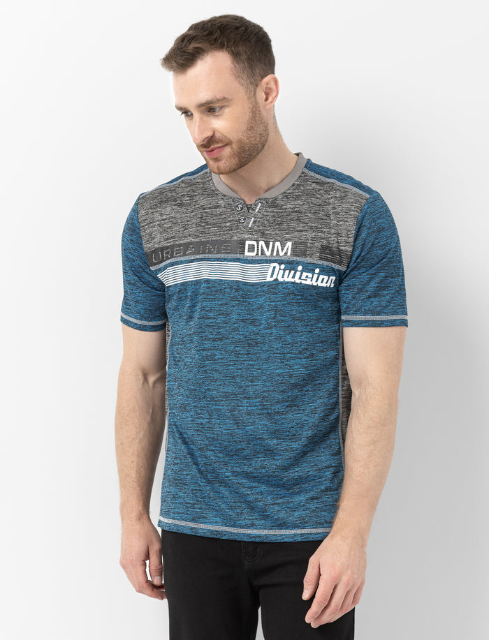 T-shirt avec col V et boutons
