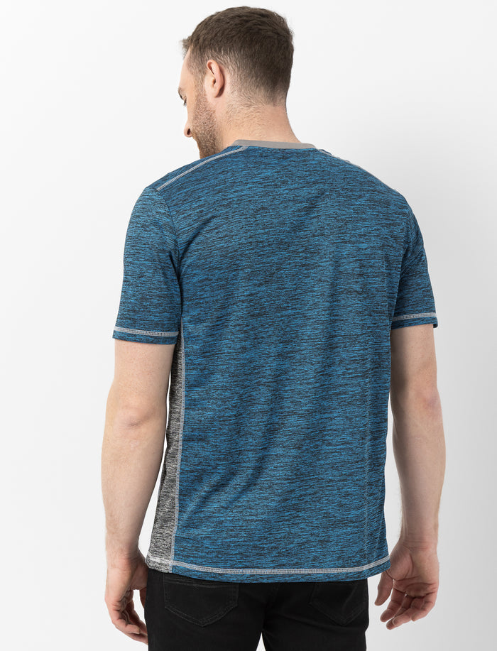 T-shirt avec col V et boutons