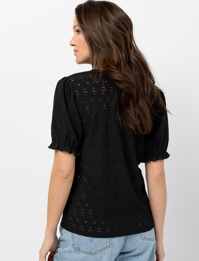 T-shirt en broderie anglaise