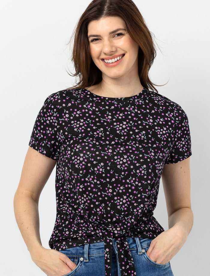 T-shirt fleuri noué à l'avant