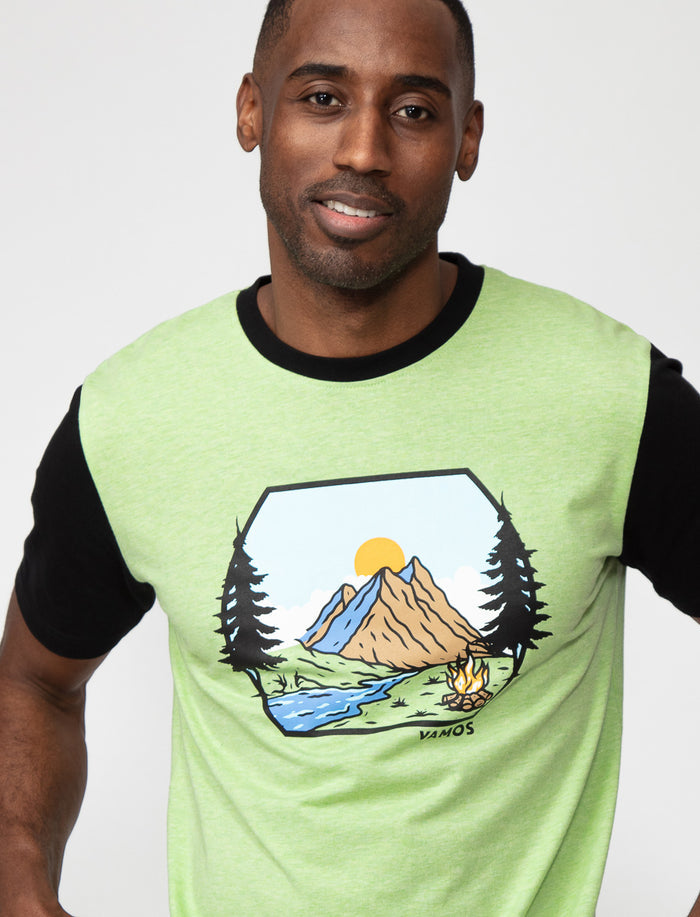 T-shirt imprimé à manches contrastantes
