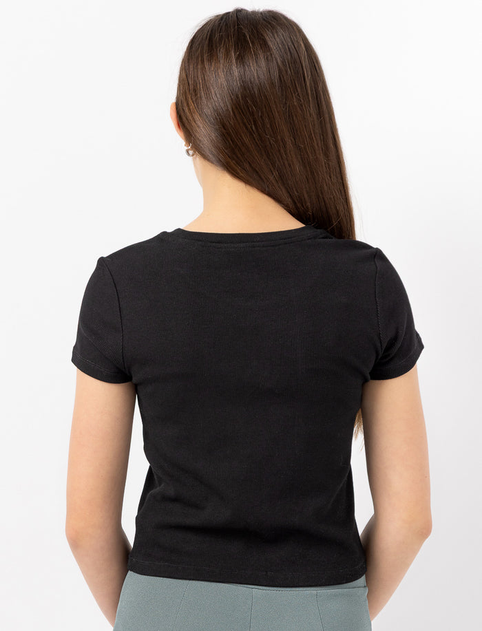 T-shirt semi-ajusté à col rond
