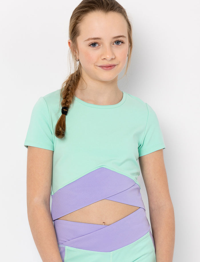 T-shirt sport à bande croisée