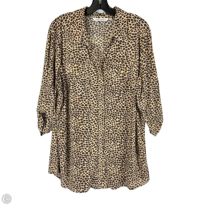 Top Long Sleeve By Emily Daniels In Animal Print, Size: 1x