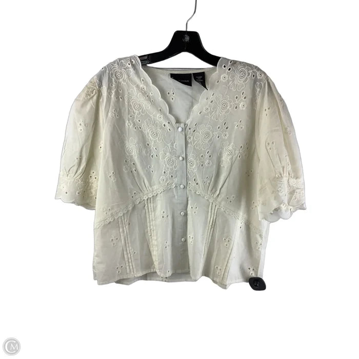 Top Short Sleeve By Liv Los Angeles In Cream, Size: L