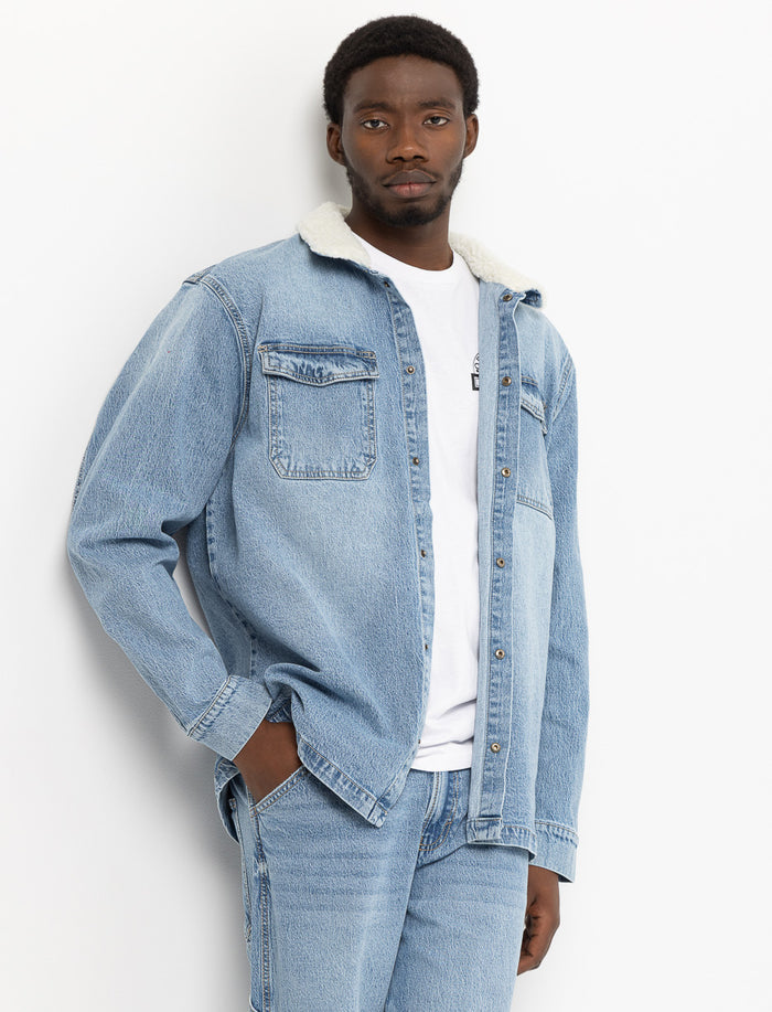 Veste en denim à col sherpa