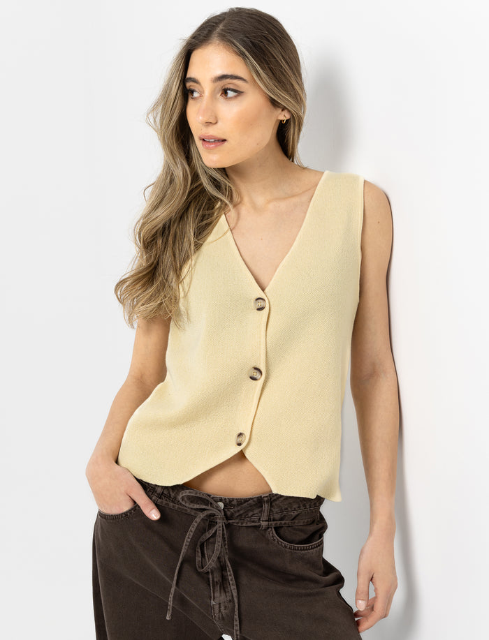 Veste sans manches à boutons